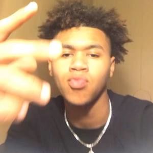 Meet your Posher, Damien